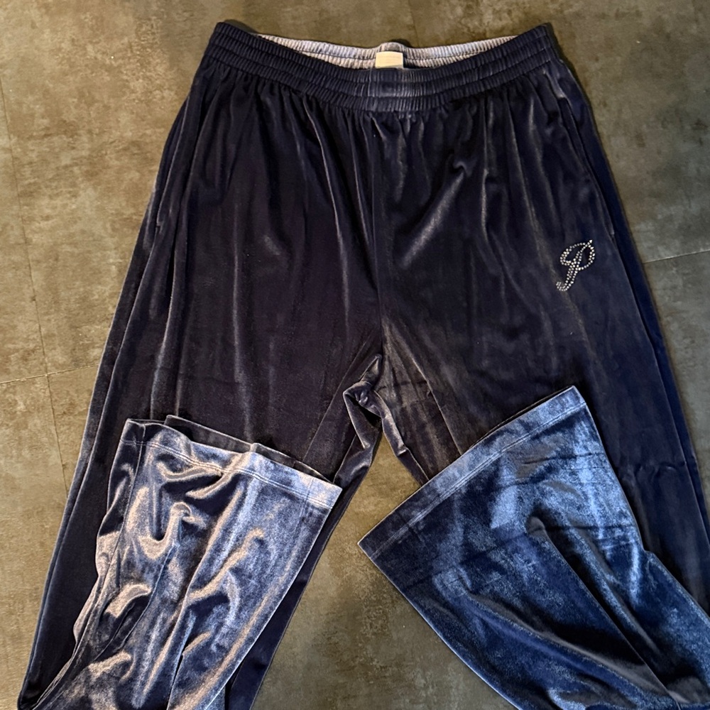 Victoria’s Secret Pink velour pant